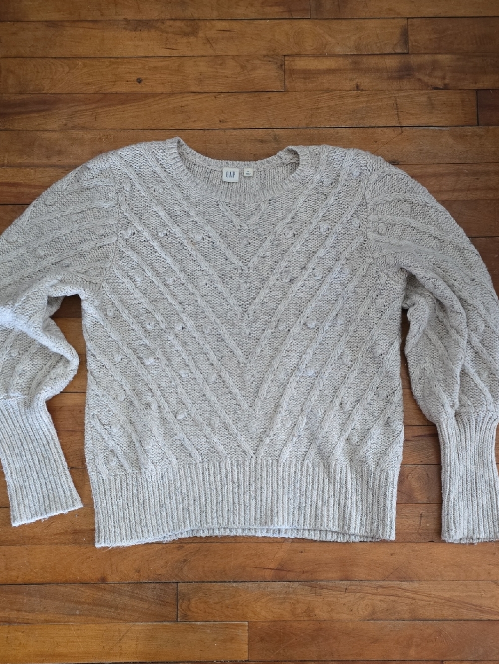 GAP Cream Cable-Knit Women's Sweater